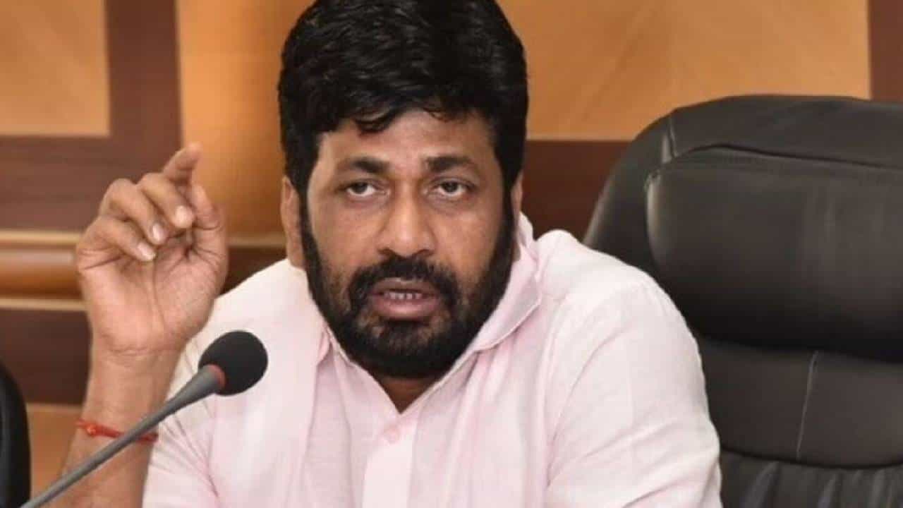 Bachchu Kadu यांच्याकडून पुनरूच्चार; म्हणाले, '...म्हणूनच गुवाहाटीला गेलो'