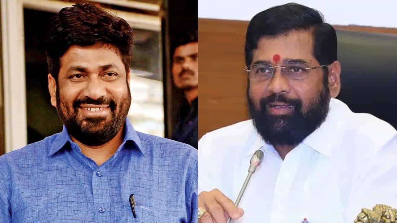 ...म्हणून मी एकनाथ शिंदे यांचा आयुष्यभर गुलाम बनून राहीन, बच्चू कडू यांनी मानले आभार ...म्हणून मी एकनाथ शिंदे यांचा आयुष्यभर गुलाम बनून राहीन, बच्चू कडू यांनी मानले आभार