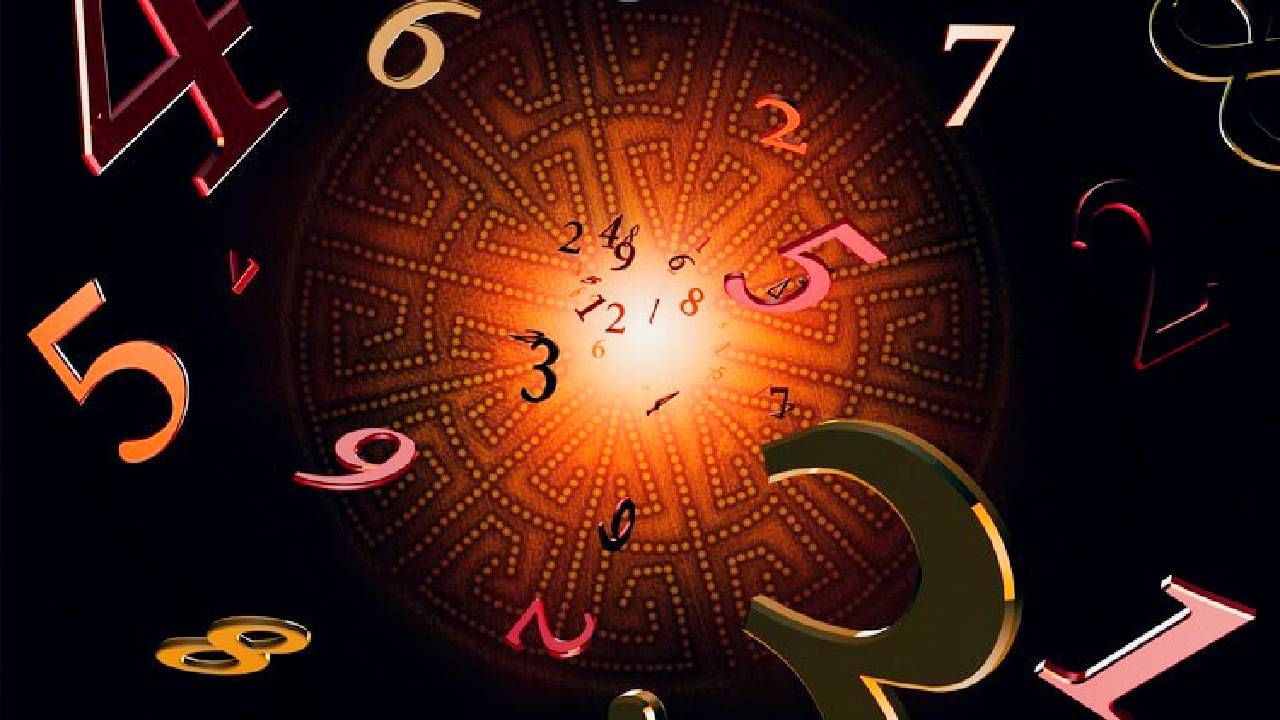 numerology Today :  मुलांक 7 आणि 9 च्या जातकांना रागावर ताबा ठेवणे आवश्यक, असे आहे तुमचे अंक जोतिष्य राशी फळ