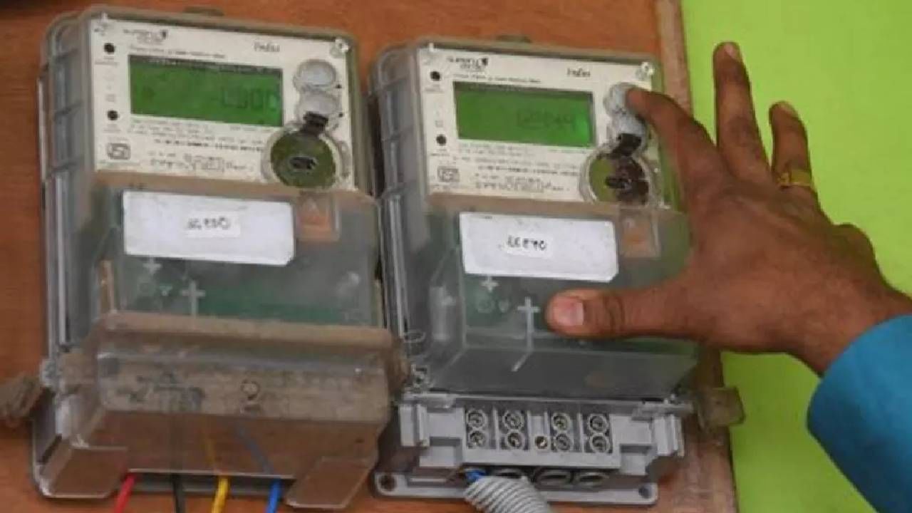 तुमच्या इलेक्ट्रिक मिटरमध्ये लागलेला छोटा लाल लाईट किती युनिट खर्च करतो