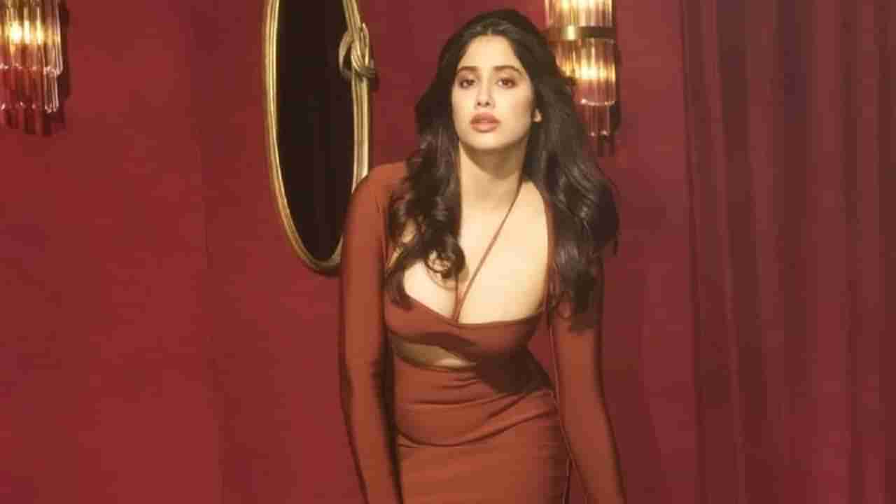 Janhvi Kapoor | जान्हवी कपूर थोडक्यात बचावली, व्हिडीओ व्हायरल, चाहतेही हैराण