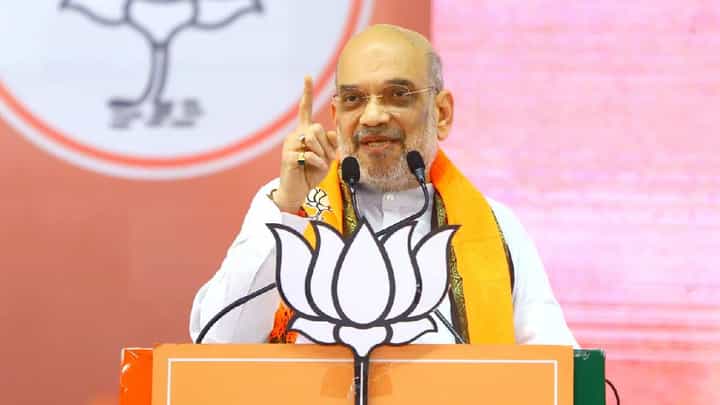 अमित शाह यांच्या दोन दिवसांच्या पुणे दौऱ्यात अचानक बदल, सर्व बैठका रद्द अन् दिल्लीकडे रवाना होणार अमित शाह यांच्या दोन दिवसांच्या पुणे दौऱ्यात अचानक बदल, सर्व बैठका रद्द अन् दिल्लीकडे रवाना होणार