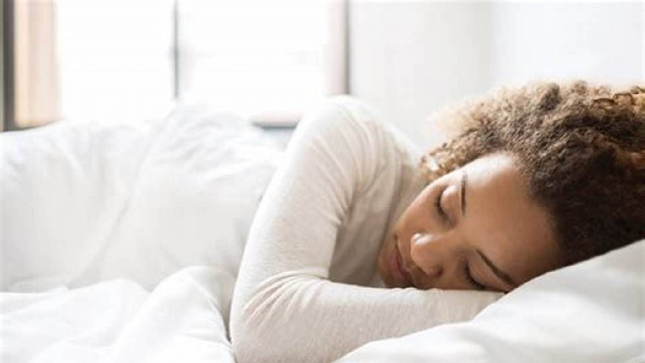 Health : तुम्हीसुद्धा अशा पद्धतीने झोपत असताल तर सावधान, एकदा ही बातमी वाचा!