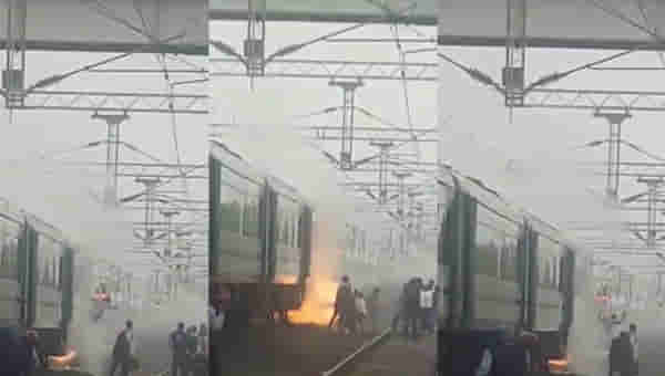 Viral Video : वंदेभारतला लागली आग, प्रवाशांनी उड्या टाकल्या, पाहा कुठे घडली घटना