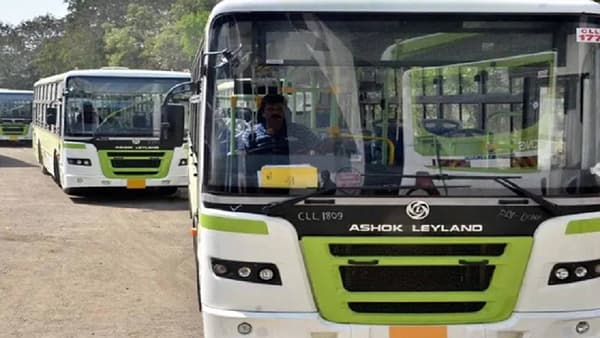 ‘या’ शहरात बस कर्मचाऱ्यांनी पुन्हा पुकारला संप, अडीच महिन्यांपासून पगार मिळत नसल्याने काम बंद करत पुकारला संप