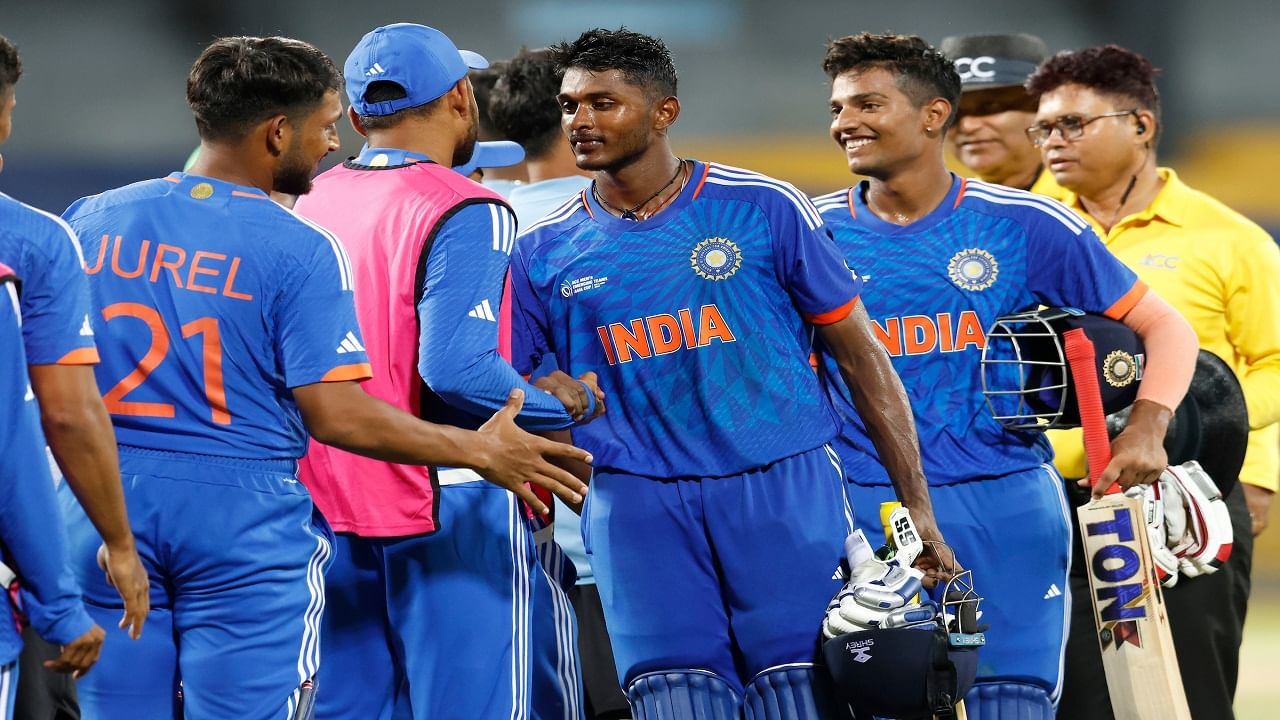 दरम्यान टीम इंडियाने पाकिस्तानला पराभूत विजयाची हॅटट्रिक पूर्ण केली. टीम इंडियाने याआधी यूएई आणि नेपाळलवर विजय मिळवला होता