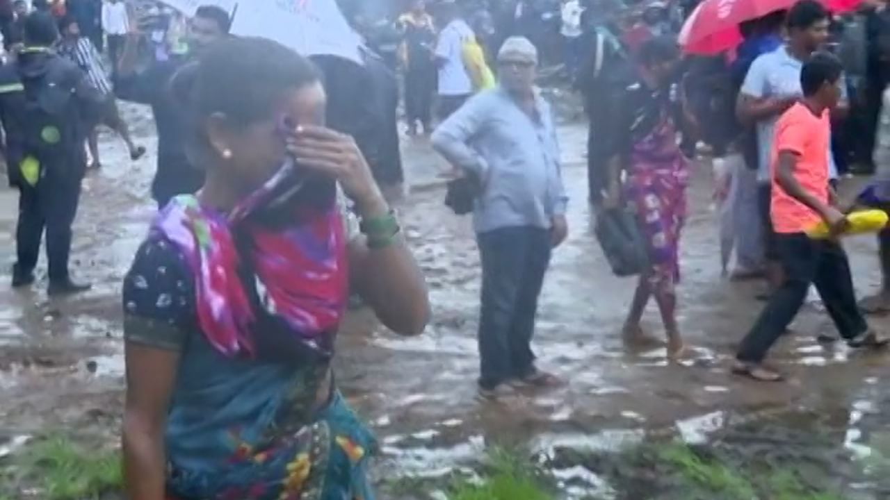 रायगडचे पालकमंत्री उदय सामंत घटनास्थळी दाखल झाले आहेत. ते या संपूर्ण घटनेचा आढावा घेत आहेत. तसंच मंत्री गिरीश महाजनदेखील घटनास्थळी पोहोचले आहेत. ते या सगळ्या बचाव कार्यावर लक्ष ठेवून आहेत.