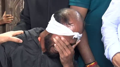 आक्रोश आणि फक्त आक्रोश, तरुणाने नाना पटोले यांच्यासमोर टाहो फोडला