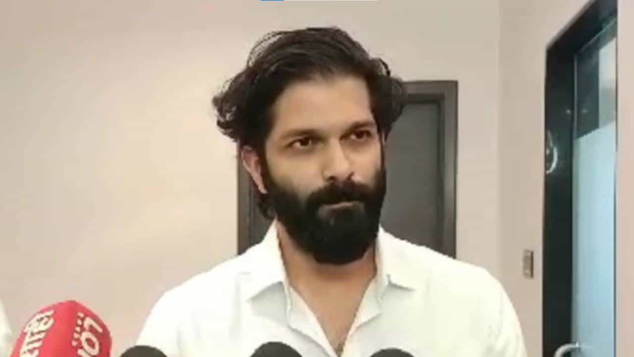 पृथ्वीवरचा सर्वात मोठा पक्ष 31 वर्षाच्या तरुणावर..., अमित ठाकरे यांच्या टीकेनंतर भाजप-मनसेत ट्विटर युद्ध! पृथ्वीवरचा सर्वात मोठा पक्ष 31 वर्षाच्या तरुणावर..., अमित ठाकरे यांच्या टीकेनंतर भाजप-मनसेत ट्विटर युद्ध!