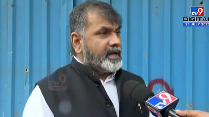 आदित्य ठाकरे पुन्हा टार्गेटवर? वरळीतील बेस्ट थांबे हटविले? सचिन अहिर यांच्याकडून सरकारवर हल्लाबोल आदित्य ठाकरे पुन्हा टार्गेटवर? वरळीतील बेस्ट थांबे हटविले? सचिन अहिर यांच्याकडून सरकारवर हल्लाबोल