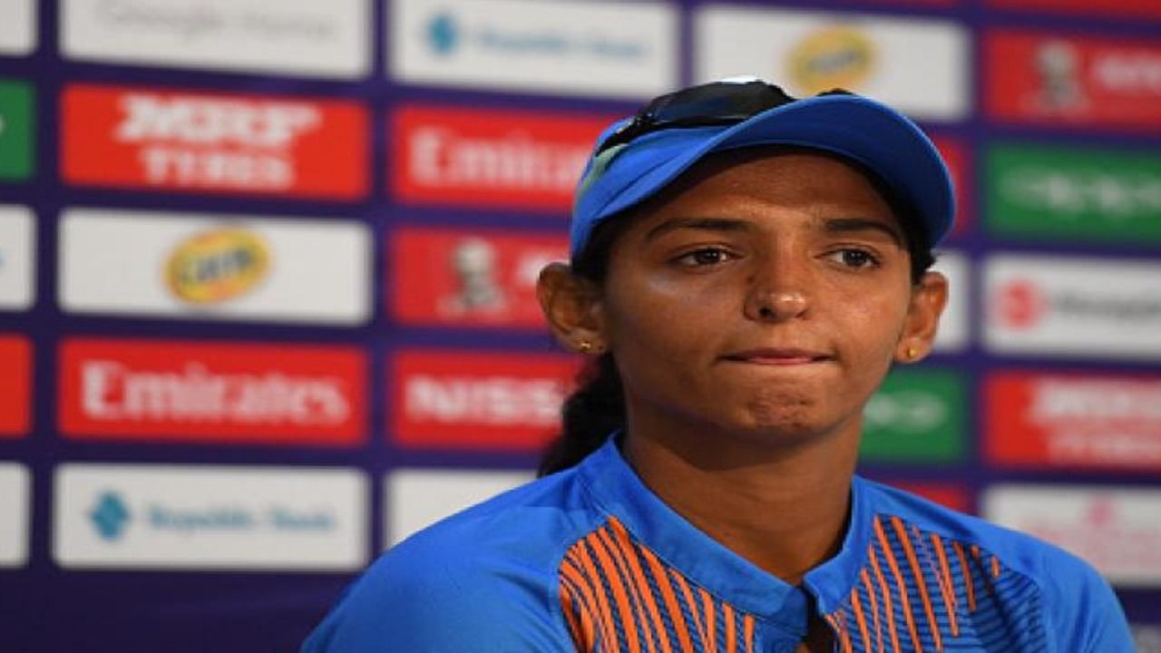 Harmanpreet Kaur | हरमनप्रीत कौर हीला आयसीसीचा मोठा झटका, नक्की काय केलं पाहा?