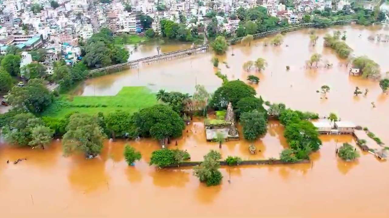 कोल्हापूर महापुराच्या उंबरठ्यावर; शाळांना सुट्टी जाहीर, अलमट्टी धरणातून विसर्ग वाढवला