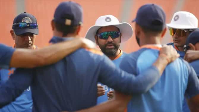 WI vs IND : पहिल्या वनडे सामन्यात ही प्लेइंग इलेव्हन ठरू शकते लकी, वाचा कोण आहेत ते खेळाडू