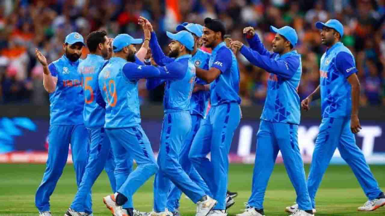 India vs West Indies 1st ODI  : टीम इंडियाच्या या खेळाडूला लॉटरी, तब्बल 10 वर्षांनी संघात कमबॅक