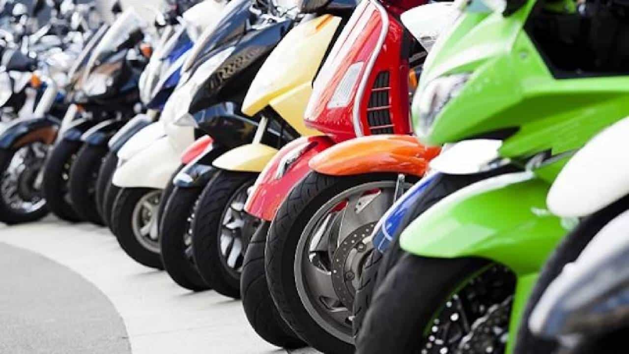 सेकंड हँन्ड टू व्हीलर घेताना या गोष्टींची घ्या काळजी, होणार नाही फसगत