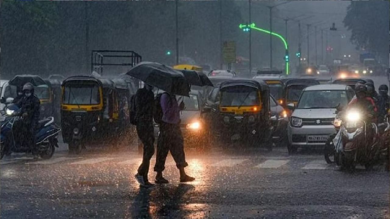 Maharashtra Rain | राज्यात शुक्रवारी या जिल्ह्यांना रेड-ऑरेन्ज अलर्ट, शाळा-महाविद्यालयांना सुट्टी जाहीर