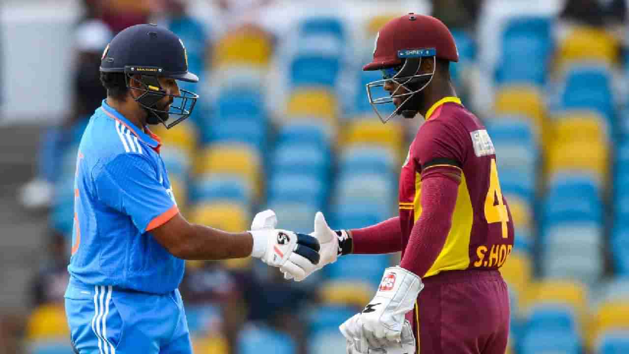 WI vs IND 1st ODI | विजयाचा हिरो कुलदीप यादव, पण कॅप्टन रोहित शर्माकडून दुसऱ्याच खेळाडूच कौतुक