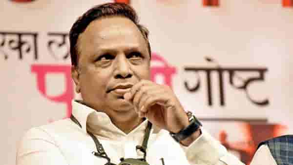 आशिष शेलार यांच्या टीकेला शिवसेना ठाकरे गटाच्या नेत्याचं प्रत्युत्तर; म्हणाला, ‘कोकणवासियांना देशोधडीला…’