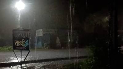 चार दिवसाच्या विश्रांतीनंतर भंडाऱ्यात दमदार पावसाची हजेरी…