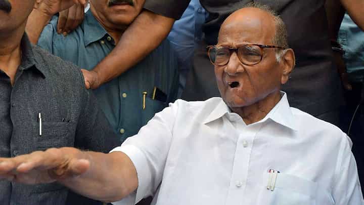जयंत पाटील भाजपमध्ये जाणार? ईडीचा उल्लेख करत नेमकं काय म्हणाले शरद पवार? जयंत पाटील भाजपमध्ये जाणार? ईडीचा उल्लेख करत नेमकं काय म्हणाले शरद पवार?