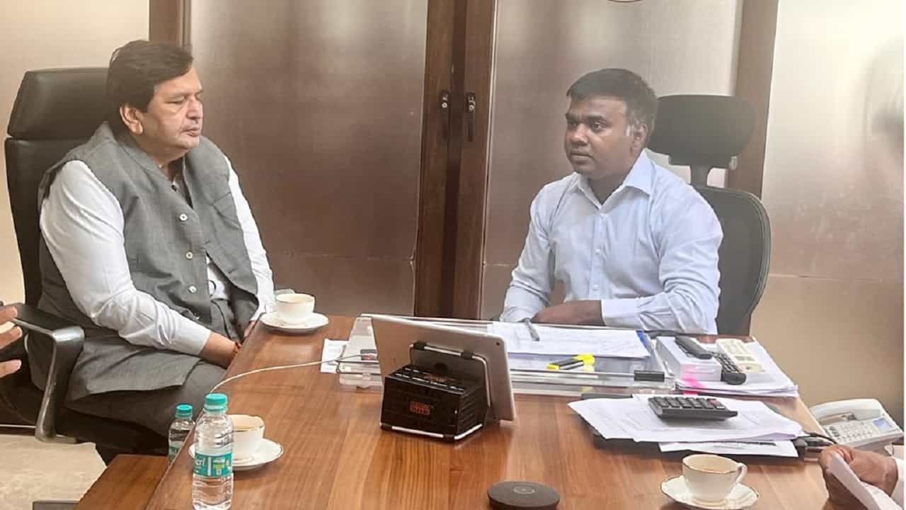 खड्डे बुजविण्यासाठी महापालिकेचा अॅक्शन प्लॅन, पालकमंत्री लोढा यांचे आयुक्तांना आदेश काय?