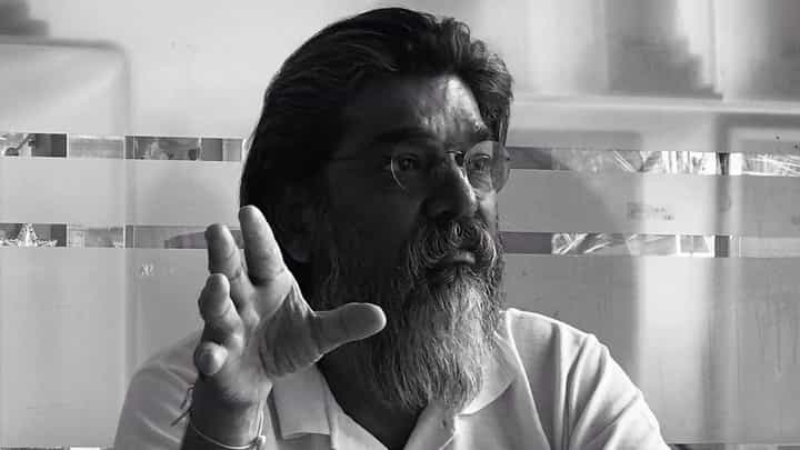 नितीन देसाई यांच्या निधनामुळे 'लालबागचा राजा' मंडळाचं मोठं नुकसान! नितीन देसाई यांच्या निधनामुळे 'लालबागचा राजा' मंडळाचं मोठं नुकसान!