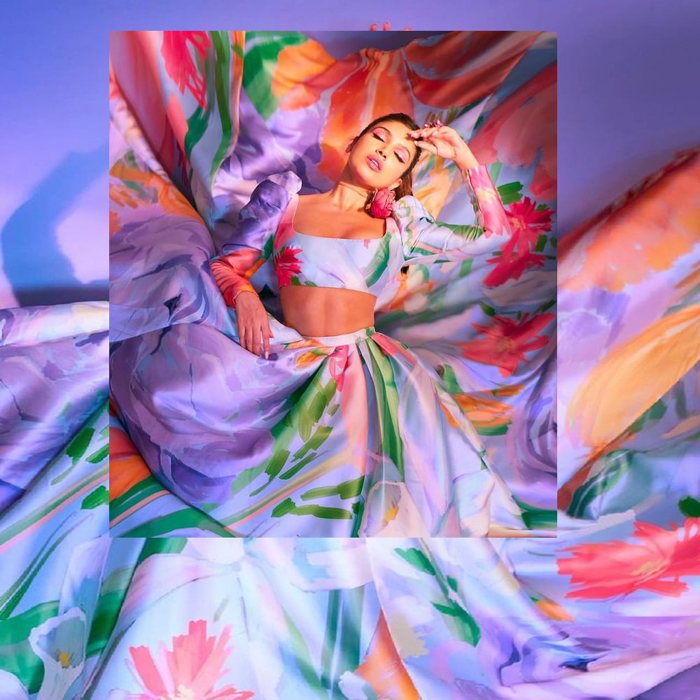 यश कटारिया श्रीमंत उद्योजक असून अनेकदा दोघांना एकत्र स्पॉट करण्यात आलं. सध्या अभिनत्री तिच्या नव्या फोटोशूटमुळे चर्चेत आली आहे..