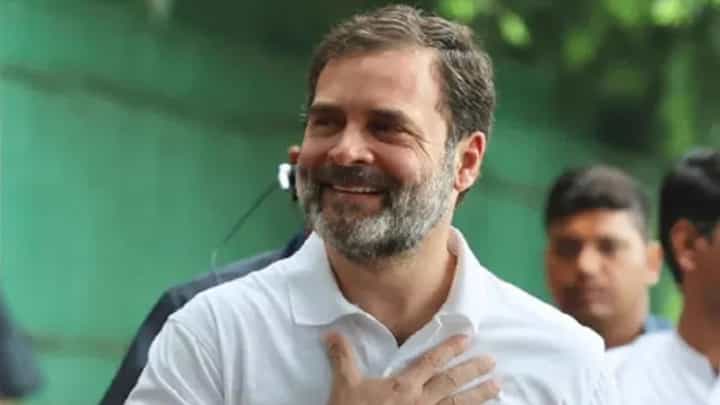 राहुल गांधी यांच्या शिक्षेला स्थगिती देताना सुप्रीम कोर्टानं काय म्हटलं? पाहा व्हिडीओच्या माध्यमातून... राहुल गांधी यांच्या शिक्षेला स्थगिती देताना सुप्रीम कोर्टानं काय म्हटलं? पाहा व्हिडीओच्या माध्यमातून...