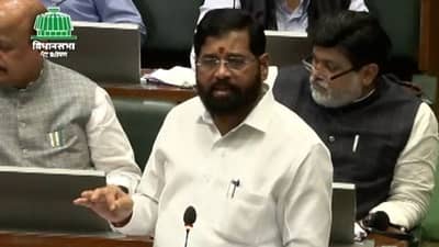 ग्रँड हयात हॉटेलमध्ये काय घडलं? अजित पवारही साक्षीदार असल्याचा मुख्यमंत्र्यांचा दावा