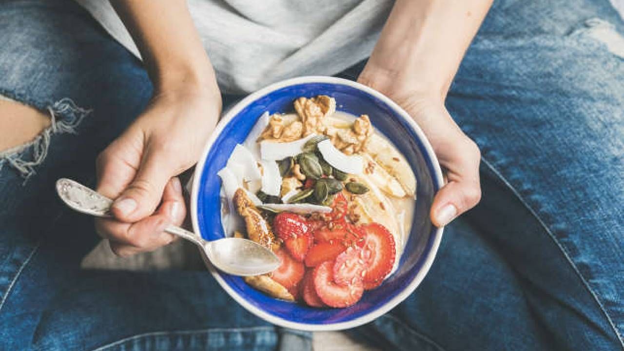 नाश्ता करा- वरील पैकी काहीही तुम्ही विसरू शकता पण चुकूनही नाश्ता करणे विसरू नका 