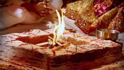 Hawan Benefits : राहत्या घरात का करावे हवन? अनेकाना नाही माहिती हे आश्चर्यकारक फायदे