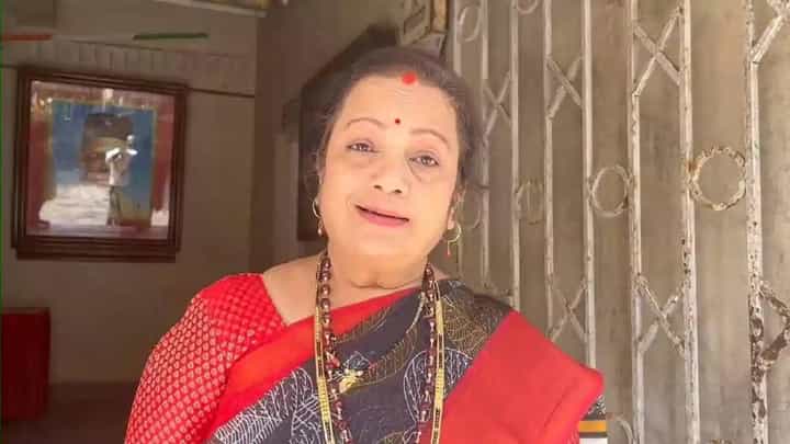 '... मी लढत राहीन', गुन्हा दाखल झाल्यानंतर किशोरी पेडणेकर यांची पहिली प्रतिक्रिया अन् दिलं हे प्रतिआव्हान '... मी लढत राहीन', गुन्हा दाखल झाल्यानंतर किशोरी पेडणेकर यांची पहिली प्रतिक्रिया अन् दिलं हे प्रतिआव्हान