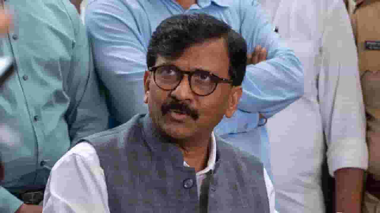 ‘एव्हाना अजित शाह येऊन पोहचले असते, मात्र...’; ठाणे मृत्यू तांडववरून राऊत यांचा निशाना ‘एव्हाना अजित शाह येऊन पोहचले असते, मात्र...’; ठाणे मृत्यू तांडववरून राऊत यांचा निशाना