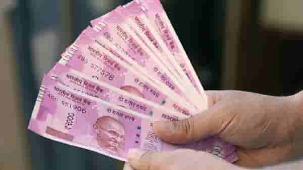 EPFO Interest : व्याज सोडा, पैसा तरी सुरक्षित आहे का? युझर्सच्या जहरी सवालावर असे दिले EPFO नं उत्तर