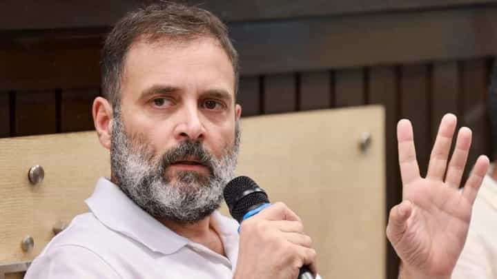 राहुल गांधी आज लोकसभेत बोलणार, मोदी सरकारविरोधातील अविश्वास प्रस्तावावर काय करणार भाष्य? राहुल गांधी आज लोकसभेत बोलणार, मोदी सरकारविरोधातील अविश्वास प्रस्तावावर काय करणार भाष्य?