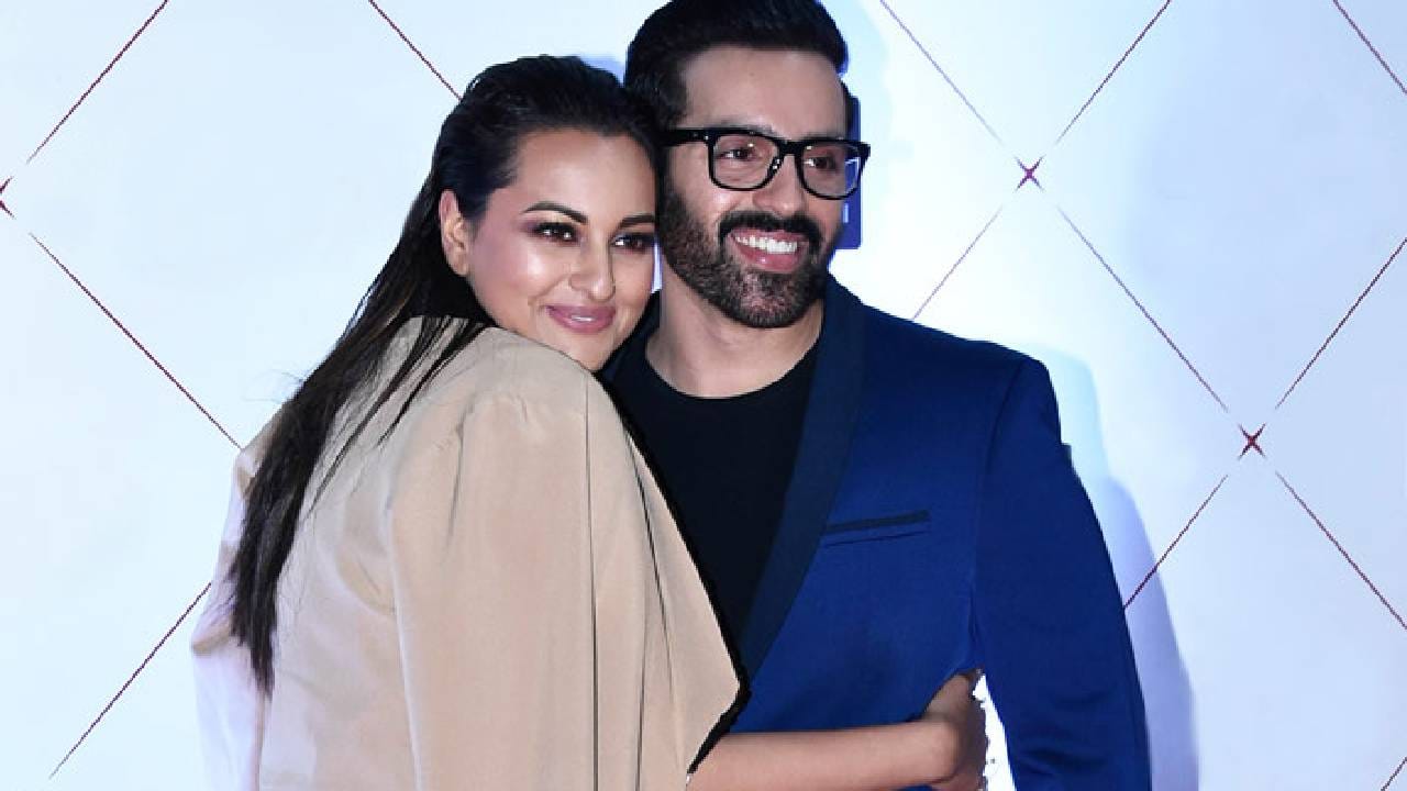 लव सिन्हा म्हणाला की, मी अजूनही बाॅलिवूडमध्ये संघर्ष करत आहे. मी अनेक ठिकाणी ऑडिशन दिल्या आहेत आणि देत आहे. ऑडिशन दिल्यानंतरही मला काम मिळत नाही. 