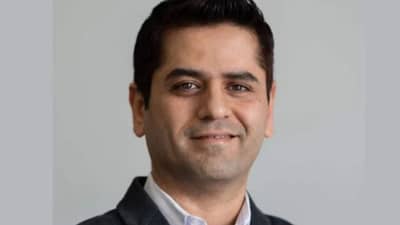 अलन मस्क यांनी या मुळ भारतीय व्यक्तीला बनवले नवा सीएफओ