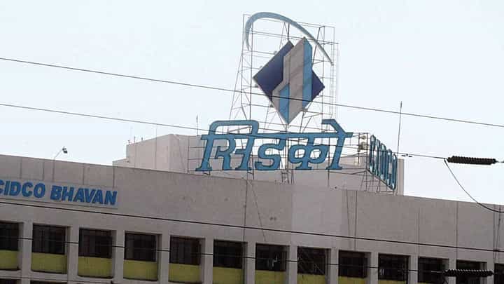 CIDCO bogus employee scam : सिडकोतील बोगस कर्मचारी घोटाळ्यात मोठी अपडेट, सीबीडी पोलिसांकडून हालचालींना वेग CIDCO bogus employee scam : सिडकोतील बोगस कर्मचारी घोटाळ्यात मोठी अपडेट, सीबीडी पोलिसांकडून हालचालींना वेग
