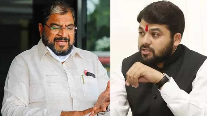 भाजप प्रवेशाच्या चर्चांना तुपकर यांच्याकडून ब्रेक, राजू शेट्टी यांच्याकडे केली कोणती विनंती? भाजप प्रवेशाच्या चर्चांना तुपकर यांच्याकडून ब्रेक, राजू शेट्टी यांच्याकडे केली कोणती विनंती?