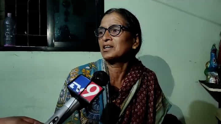शाह यांचा दावा थेट कलावती बांदूरकर यांनीच थोडून काढला; म्हणाल्या, ‘मला जे काही मिळाले ते काँग्रेस’ शाह यांचा दावा थेट कलावती बांदूरकर यांनीच थोडून काढला; म्हणाल्या, ‘मला जे काही मिळाले ते काँग्रेस’