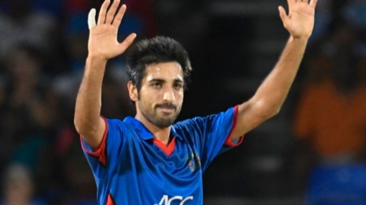 अष्टपैलू खेळाडू करीम जनातने रविवारी सहा वर्षांनंतर अफगाणिस्तानच्या एकदिवसीय संघात पुनरागमन केलं आहे. 