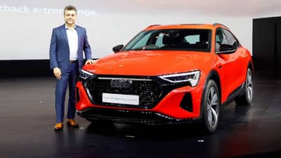 Audi Q8 e-tron : आली जबरदस्त इलेक्ट्रिक कार! 600 किमीचा पल्ला गाठणार, होणार 31 मिनिटांत चार्ज