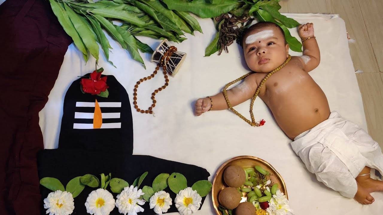 Shrawan 2023 : श्रावण महिन्यात झाला असेल बाळाचा जन्म तर भगवान शिवाच्या रूपांशी संबंधीत ठेवा बाळाचे नाव