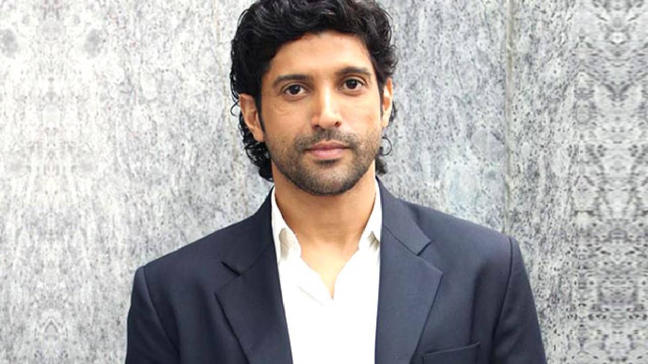 Don 3 | 'डॉन 3'च्या वादावर फरहान अख्तरने सोडले माैन, शाहरुख खान आणि रणवीर सिंह यांच्याबद्दल केले मोठे भाष्य Don 3 | 'डॉन 3'च्या वादावर फरहान अख्तरने सोडले माैन, शाहरुख खान आणि रणवीर सिंह यांच्याबद्दल केले मोठे भाष्य