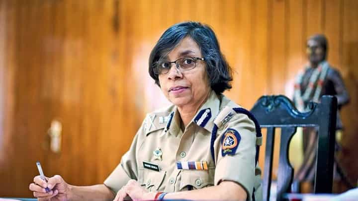 'आमची सत्ता आल्यावर पुन्हा रश्मी शुक्ला यांची चौकशी करणार', कुणी दिला इशारा? 'आमची सत्ता आल्यावर पुन्हा रश्मी शुक्ला यांची चौकशी करणार', कुणी दिला इशारा?
