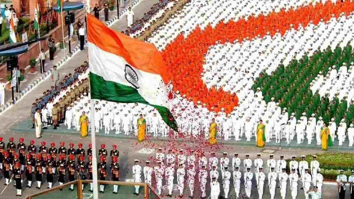 Independence Day : स्वातंत्र्य दिनाबद्दल परीक्षेत नेहमीच विचारले जातात हे प्रश्न, पाठ करुन ठेवा त्याची उत्तरे