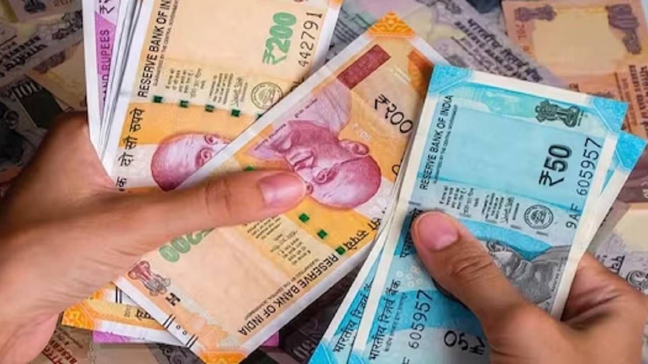 Raksha Bandhan 2023 : MSSC योजनेत करा गुंतवणूक, बहिणीला द्या अनोखी भेट