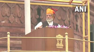 ‘…हा देश जगातील सर्वात मोठी लोकशाही’, पंतप्रधान मोदी यांच्याकडून देशवासियांना संदेश