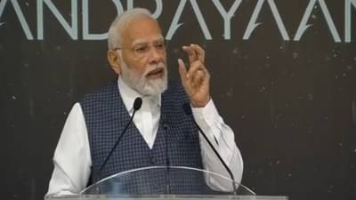 VIDEO |देशात येताच पंतप्रधान मोदी पोहचले बेंगळुरूला; शास्त्रज्ञांची भेट घेणार