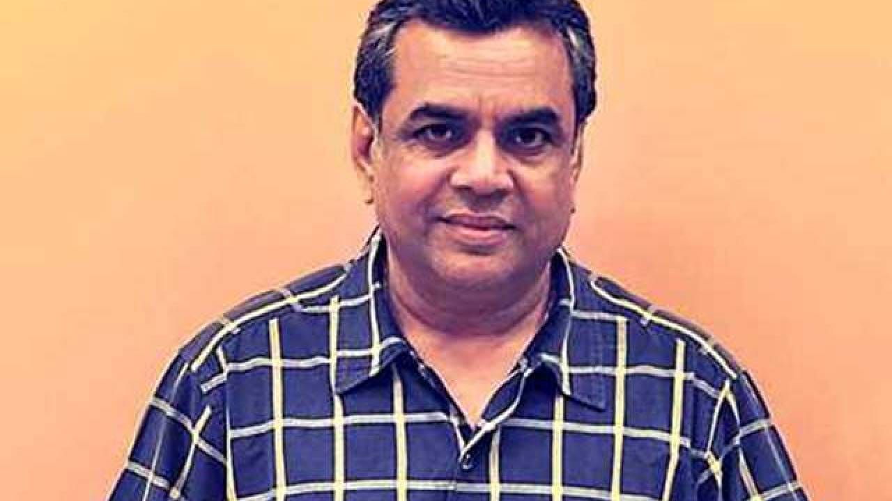 परेश रावल हे आयुष्मान खुराना याच्या ड्रीम गर्ल 2 मध्ये महत्वाच्या भूमिकेत आहेत. नुकताच आयुष्यान खुराना याच्यासोबत काम करण्याचा अनुभव शेअर करताना परेश रावल दिसले.